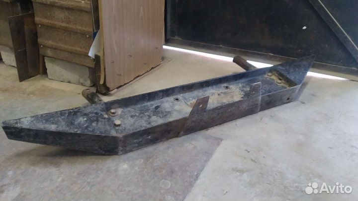 Силовой бампер на ниву под лебедку