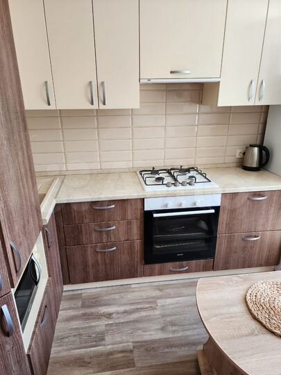 2-к. квартира, 48 м², 9/10 эт.