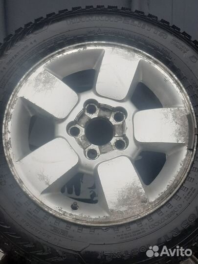 Диск колесный jeep WJ R17 c зимней резиной nokian