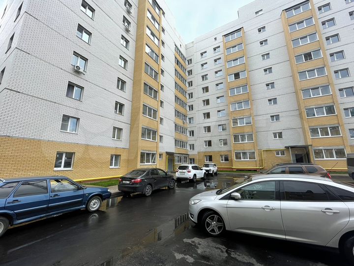 1-к. квартира, 40 м², 4/9 эт.
