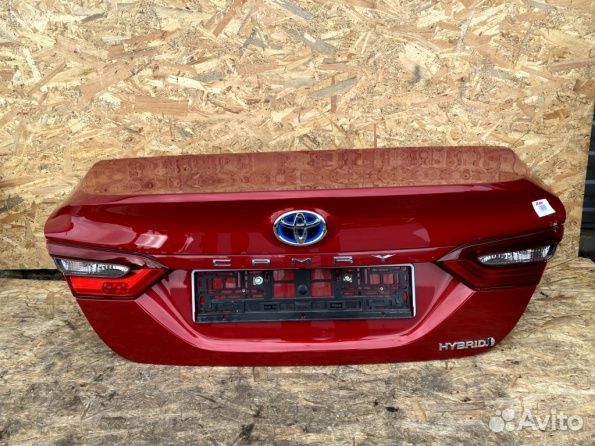 Крышка багажника Toyota Camry V70