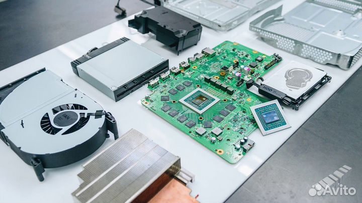 Xbox one X(на запчасти или востановление)