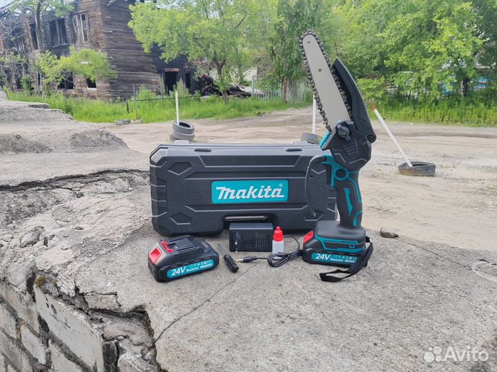 Пила цепная аккумуляторная Makita, сучкорез