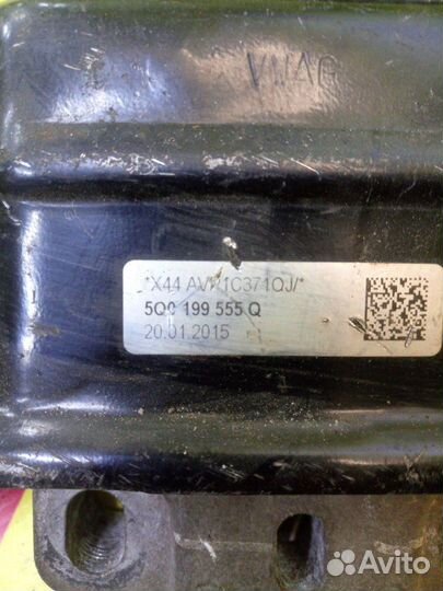 Опора двс передняя левая Seat Leon хетчбек 4 дв