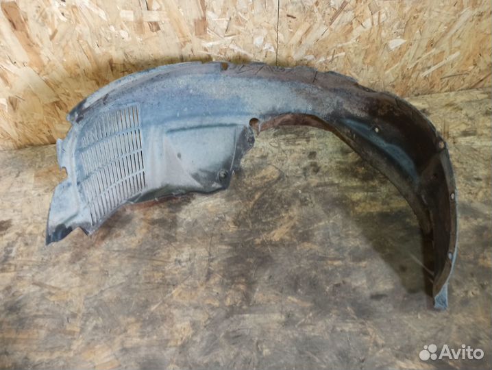 Локер передний левый Hyundai Tucson 1