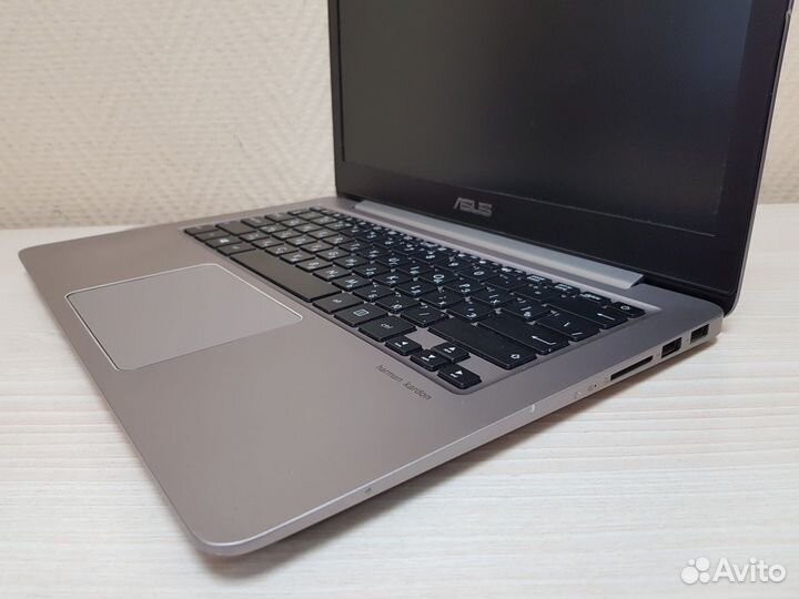 Ноутбук Asus на Core i5 7200U с GeForce 2Gb