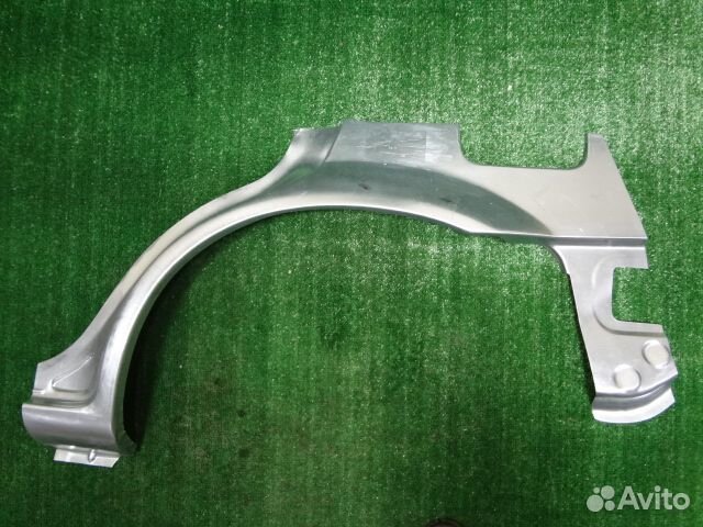 Крыло заднее левое Mazda Familia 1998-2003г. (хэтч