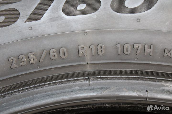 Pirelli Scorpion Ice Zero 2 235/60 R18 107H