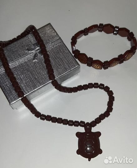 Колье (бусы) и брастет турмалин