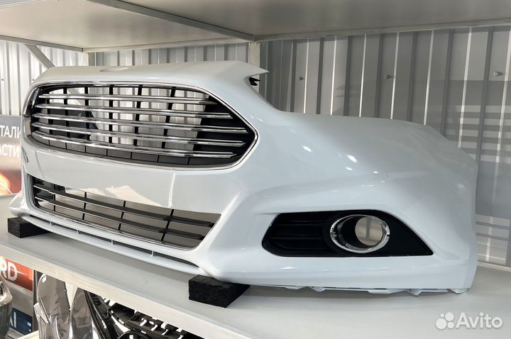 Передний бампер на Ford Mondeo 5 - Белый