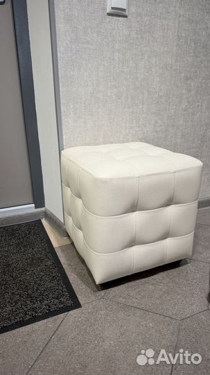 Пуфик в прихожую