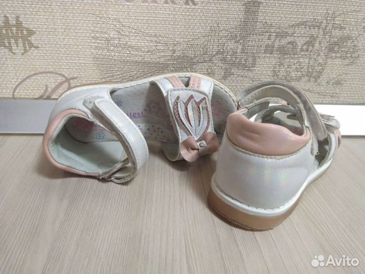 Босоножки для девочки