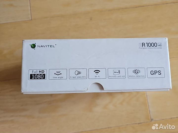 Автомобильный регистратор Navitel R1000