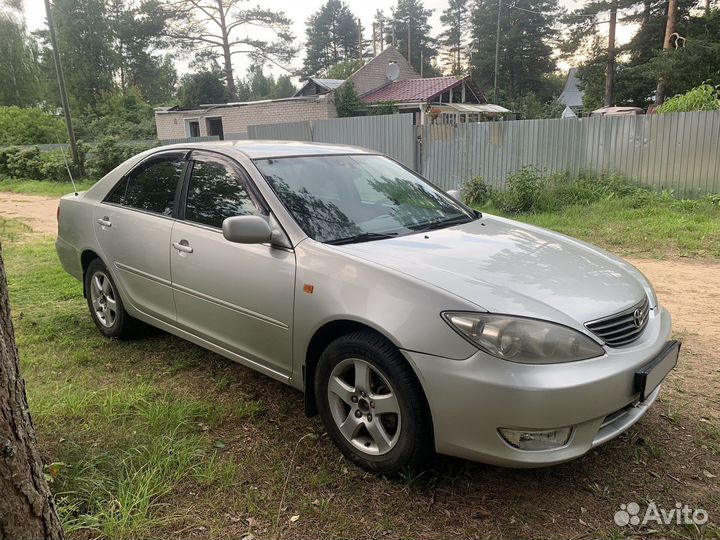 Toyota Camry 2.4 МТ, 2004, 337 000 км