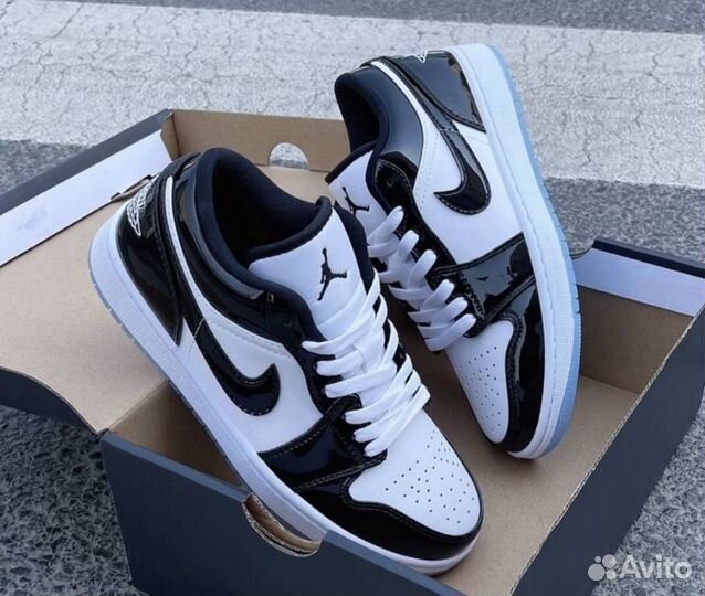 Nike Air Jordan 1 low Black White