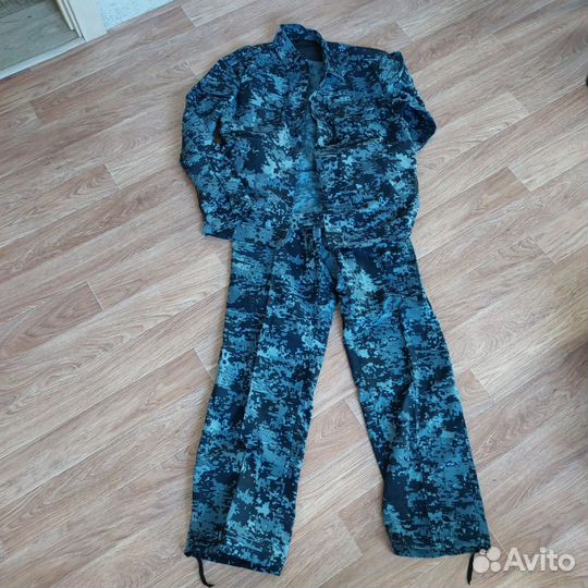 Летний костюм форменный пиксель цифра