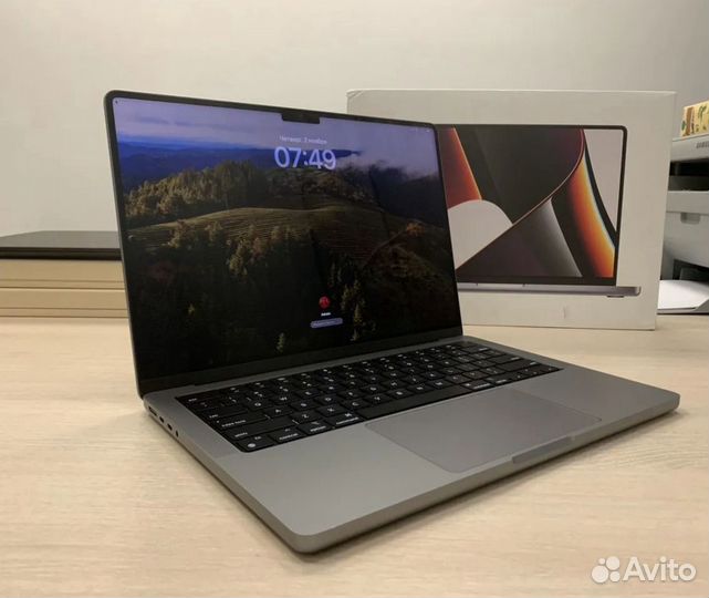 MacBook Pro 14 m2 max 2023 32g 1t