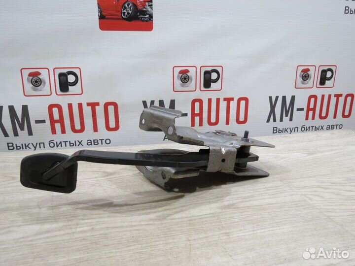 Педаль тормоза Renault Duster