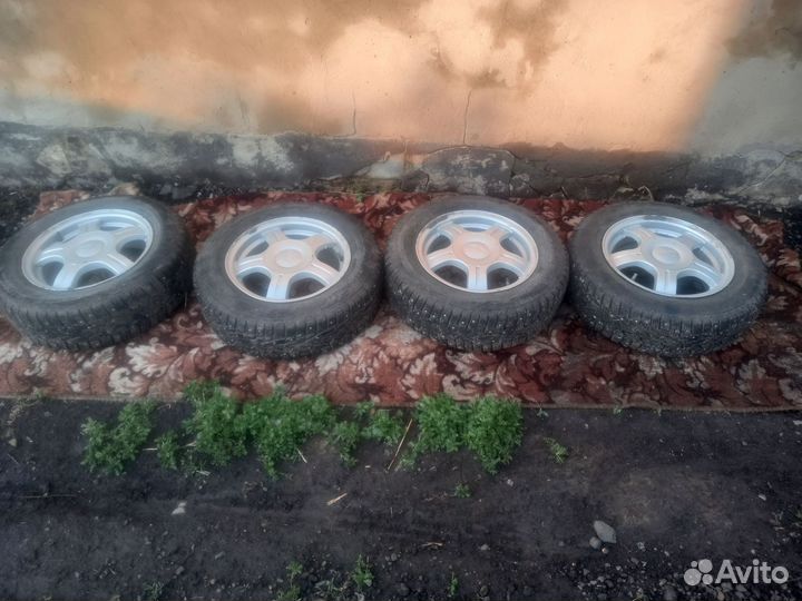 Зимние колеса r14 на ваз 4шт