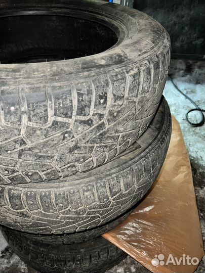 Pirelli Ice Zero 215/65 R17 24W