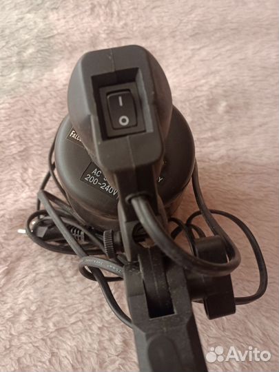 Студийная лампа вспышка фалконай