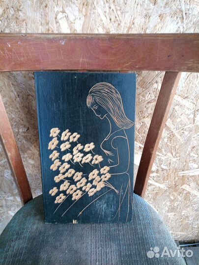 Деревянное резное панно
