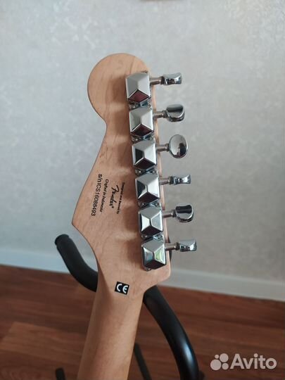 Электрогитара fender