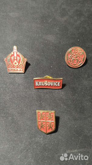 Коллекция значков krusovice