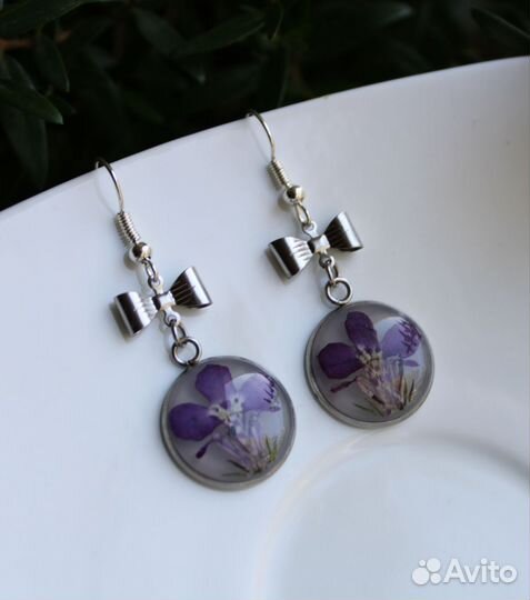 Сережки из эпоксидной смолы