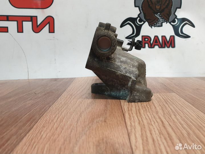 Корпус термостата Renault Sandero 2