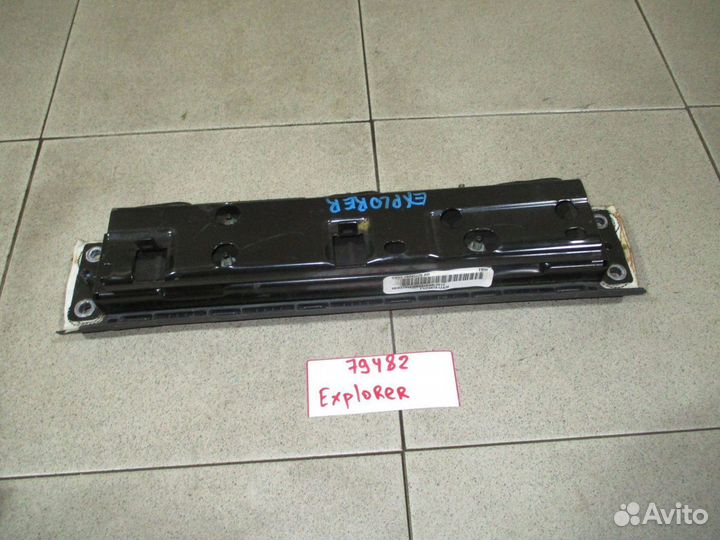 Подушка безопасности нижняя Ford Explorer 5