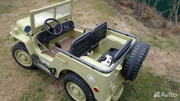 Детский электромобиль бу