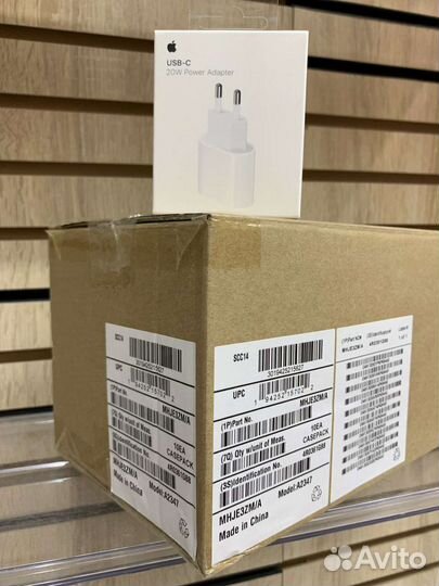 Зарядное устройство Apple 20W