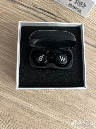 Беспроводные наушники edifier tws1