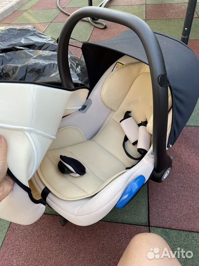 Коляска 3 в 1