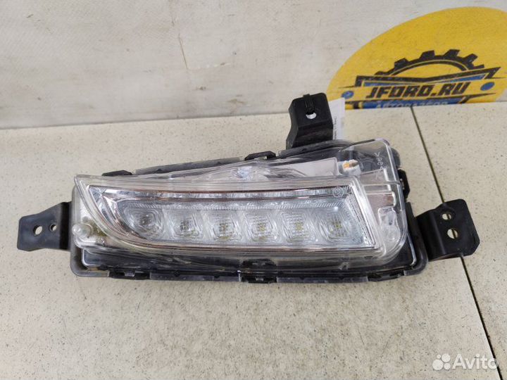 Дневной ходовой огонь левый Suzuki Vitara LY 2017