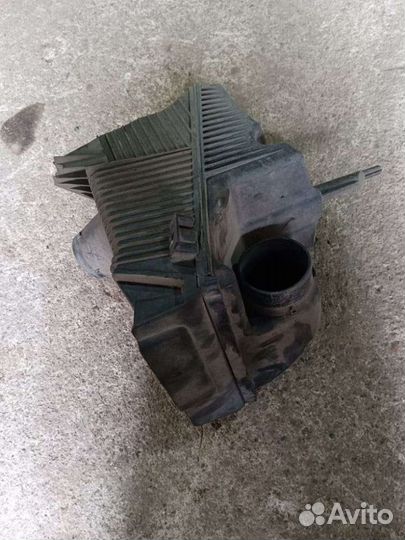 Корпус воздушного фильтра Renault Megane 2