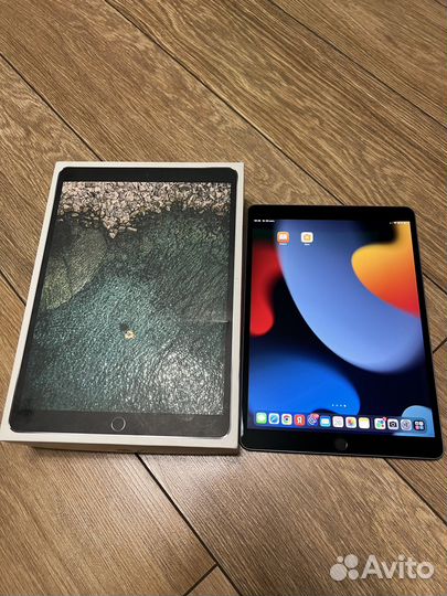 Apple iPad pro 10.5 Wi-Fi + Cellular