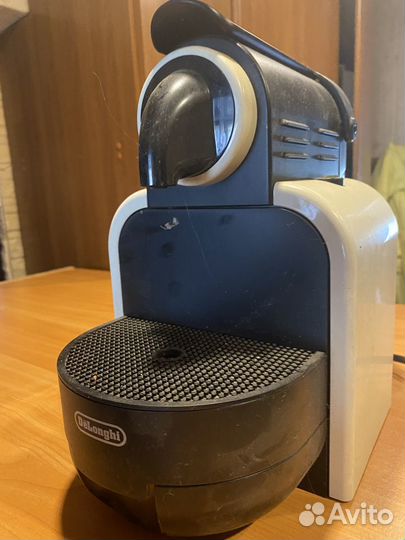 Кофеварка delonghi