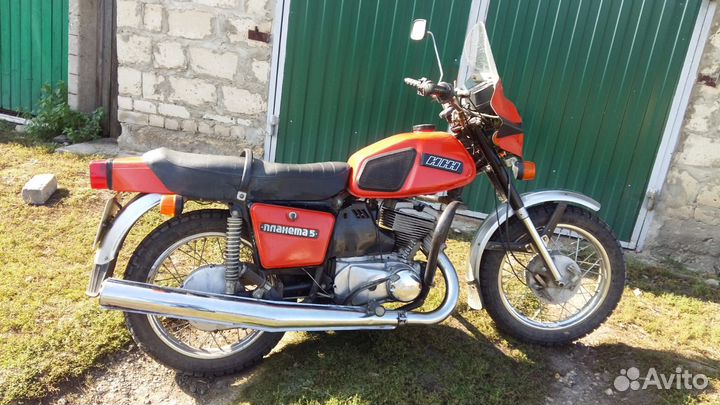 Мотоцикл иж Планета-5