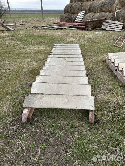 Металлическая лестница