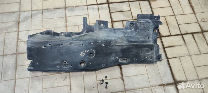 Защита задняя правая Rav 4 XA 50