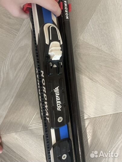 Беговые лыжи детские с палками и креплением