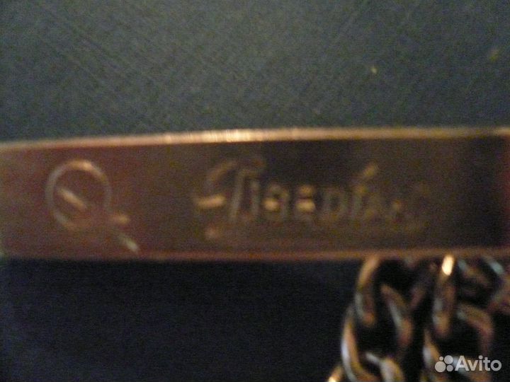 Значки спортивные и другие