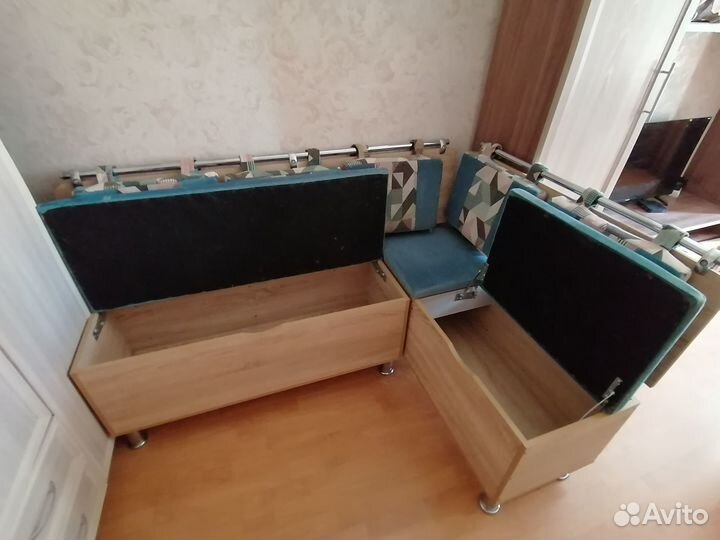 Кухонный уголок