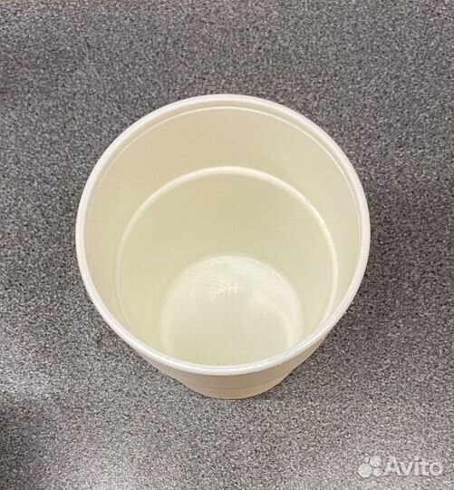 Пластиковые стаканчики