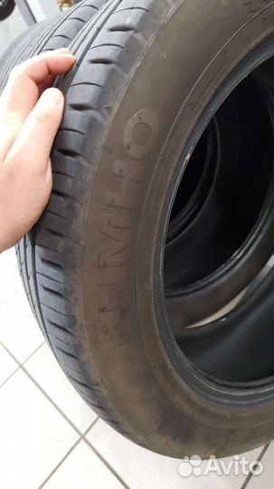 Kumho Ecsta HS51 215/55 R17