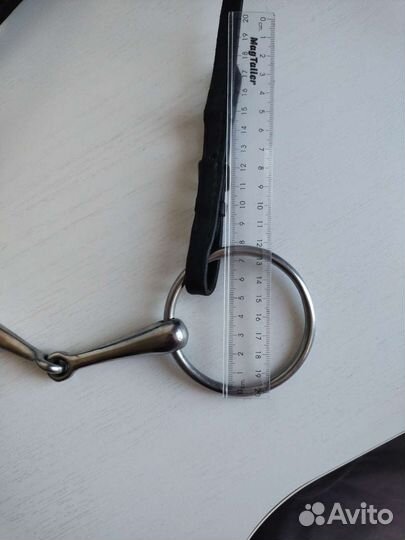 Трензель для лошади