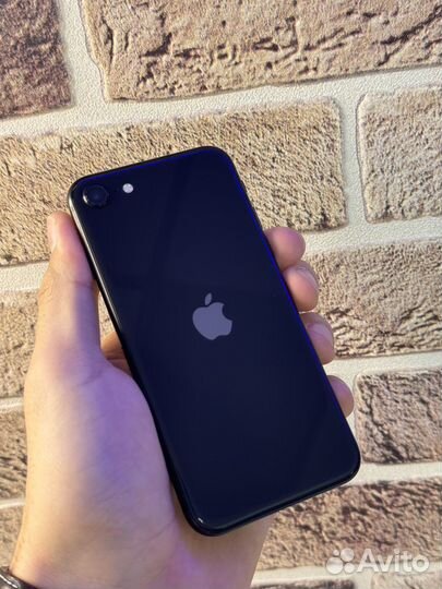 iPhone SE (2020), 64 ГБ