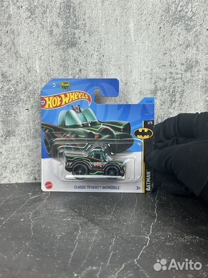 Hot wheels batmobile